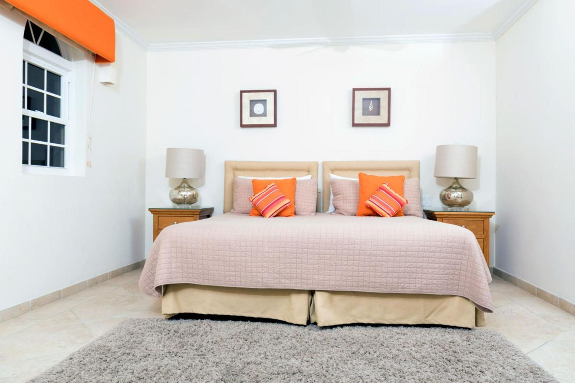 Sapphire Beach Condos Christ Church Habitación foto