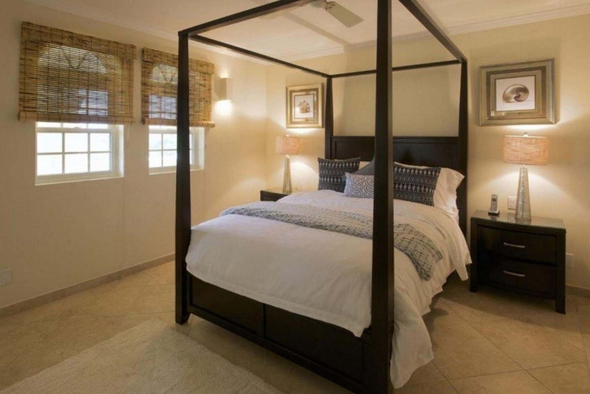 Sapphire Beach Condos Christ Church Habitación foto